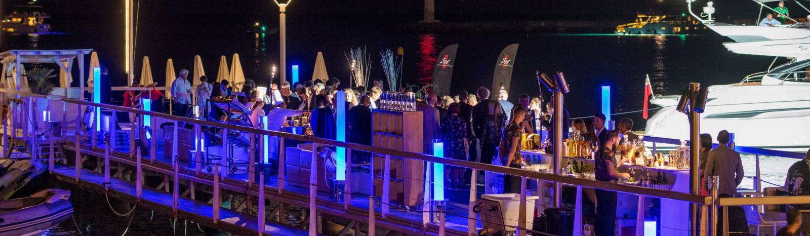 Oz Cocktail : Votre partenaire pour des événements réussis à Marseille, Aix-en-Provence et dans les Bouches-du-Rhône.